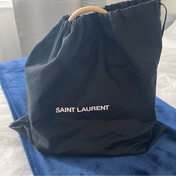 Saint Laurent SAC DE JOUR NANO IN SMOOTH LEATHER - Picture 9 of 16